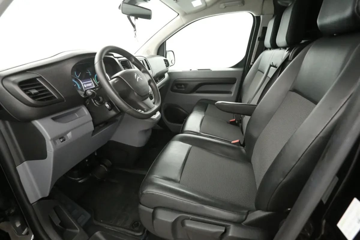 75 kWh L2H1 | Snelladen | SOH 87% | Airco | Cruise | Carplay | 3 Zits | Parkeersensoren