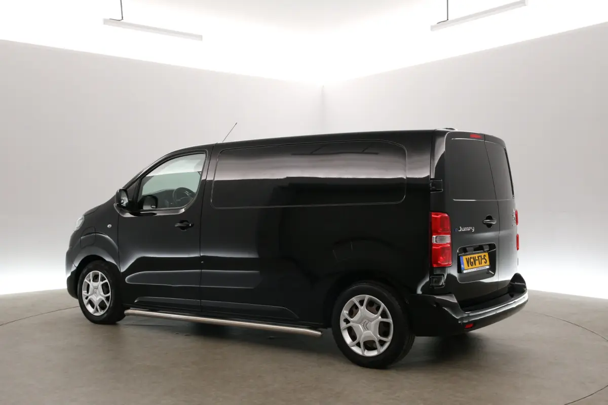75 kWh L2H1 | Snelladen | SOH 87% | Airco | Cruise | Carplay | 3 Zits | Parkeersensoren