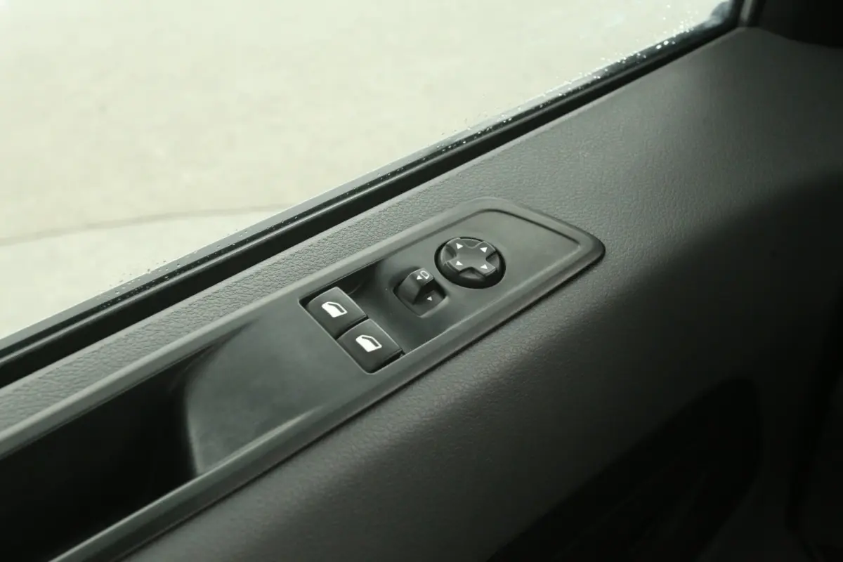 75 kWh L2H1 | Snelladen | SOH 87% | Airco | Cruise | Carplay | 3 Zits | Parkeersensoren