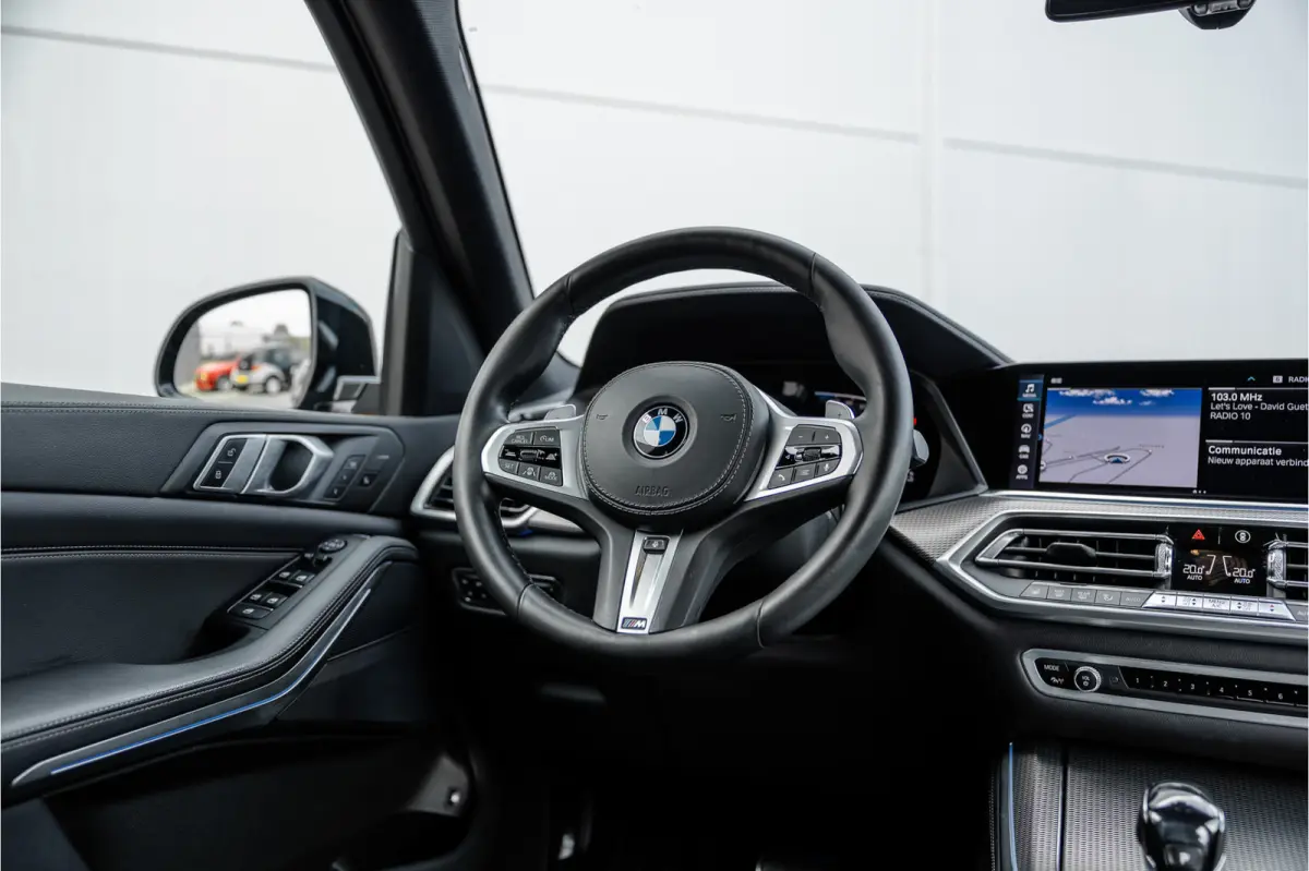 xDrive45e High Executive M-Sport / 22 inch / Co-Pilot /