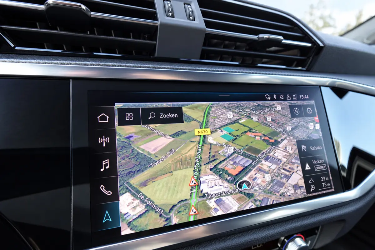 45 TFSI e S Edition PANO KEYLESS CAM