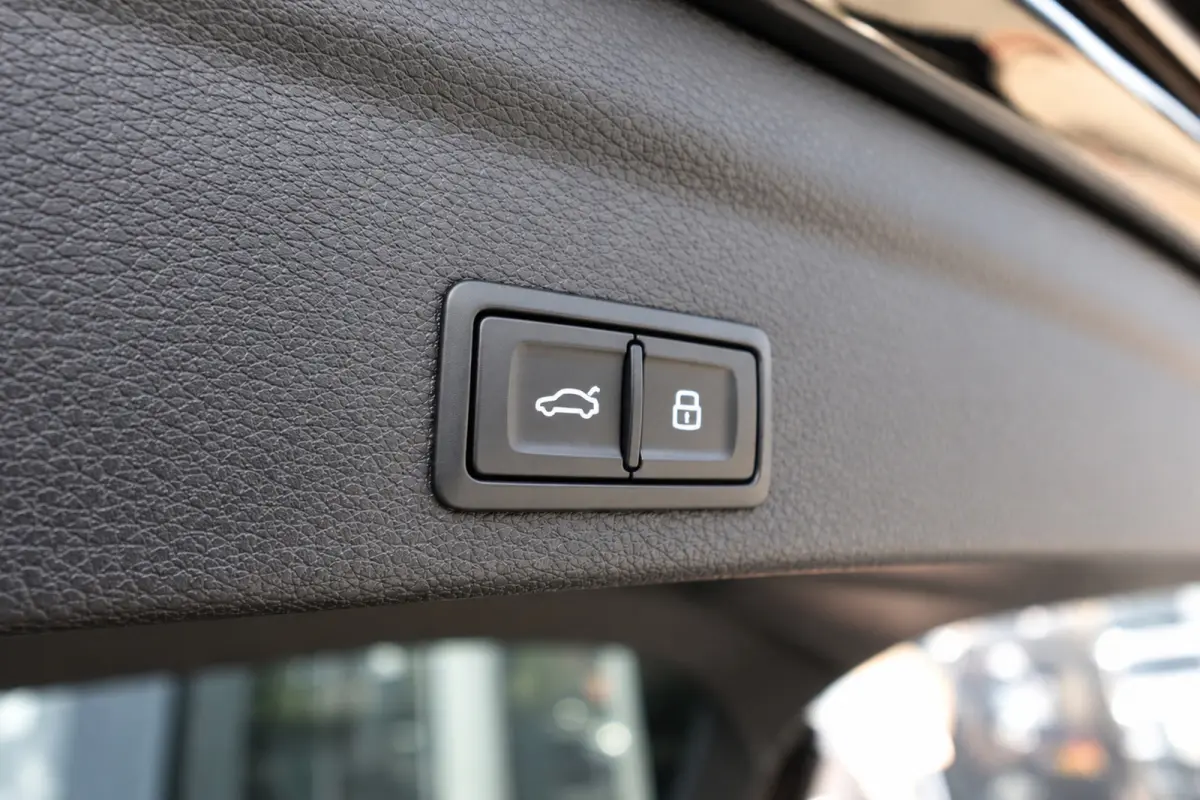 45 TFSI e S Edition PANO KEYLESS CAM