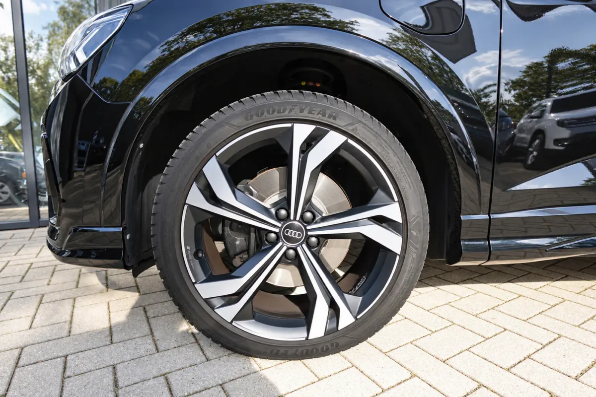 45 TFSI e S Edition PANO KEYLESS CAM