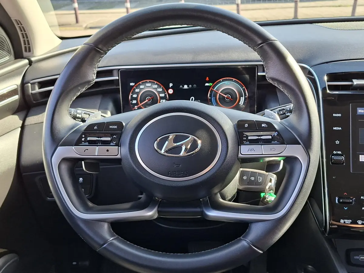 1.6 T-GDI PHEV Comfort Smart 4WD SOH 100% Dealer onderh. Fabrieksgarantie Carplay Camera achter Cruise Control APK 10-2028 Rijklaar!