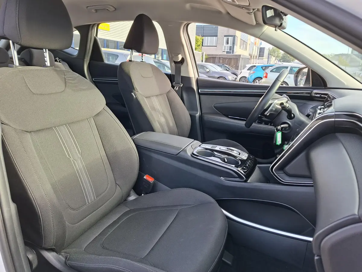1.6 T-GDI PHEV Comfort Smart 4WD SOH 100% Dealer onderh. Fabrieksgarantie Carplay Camera achter Cruise Control APK 10-2028 Rijklaar!