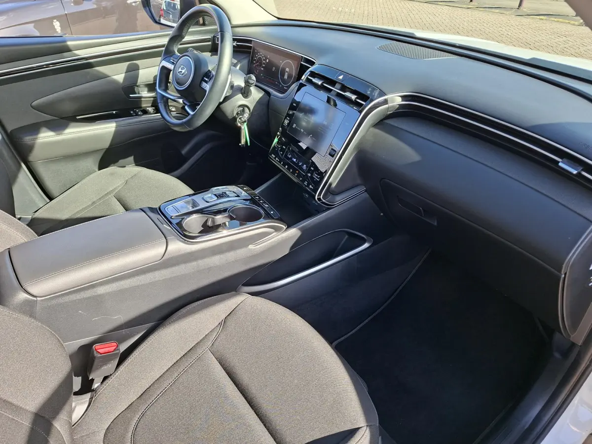 1.6 T-GDI PHEV Comfort Smart 4WD SOH 100% Dealer onderh. Fabrieksgarantie Carplay Camera achter Cruise Control APK 10-2028 Rijklaar!