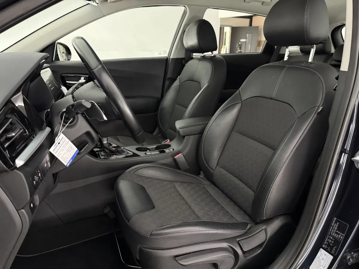 1.6 GDi Hybrid DynamicLine | Camera | Clima | Carplay | Cruise | Trekhaak | Navi | Parkeersens. | NAP