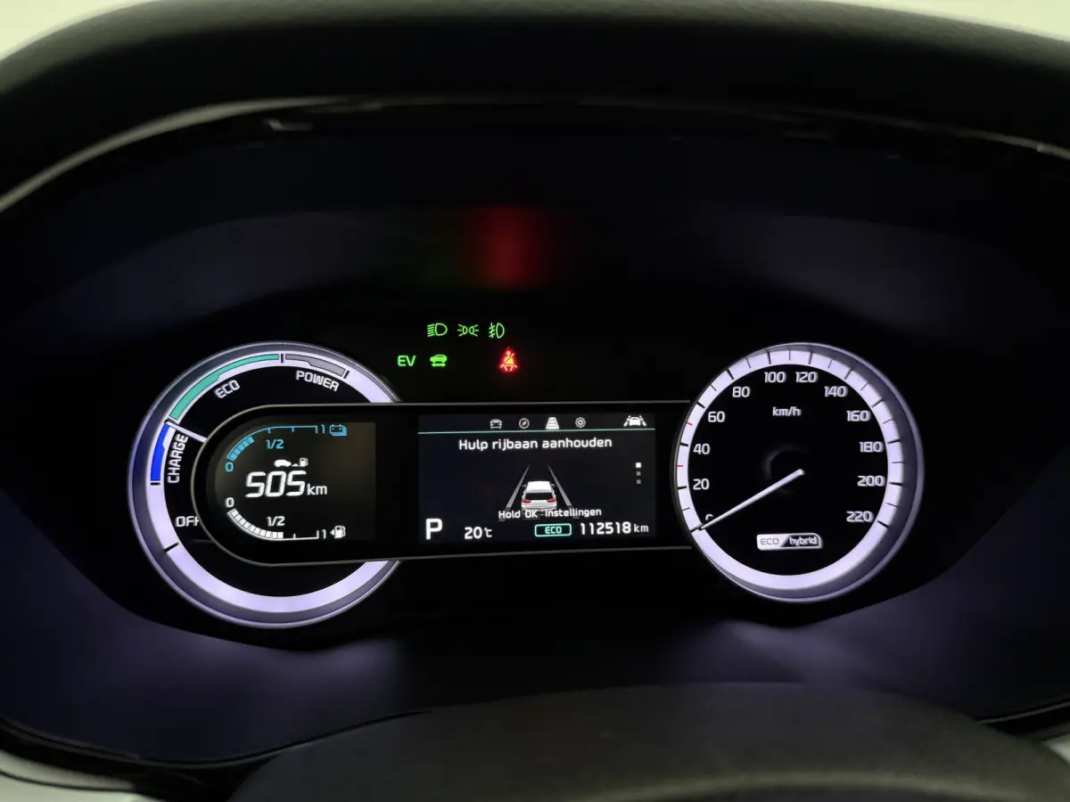 1.6 GDi Hybrid DynamicLine | Camera | Clima | Carplay | Cruise | Trekhaak | Navi | Parkeersens. | NAP