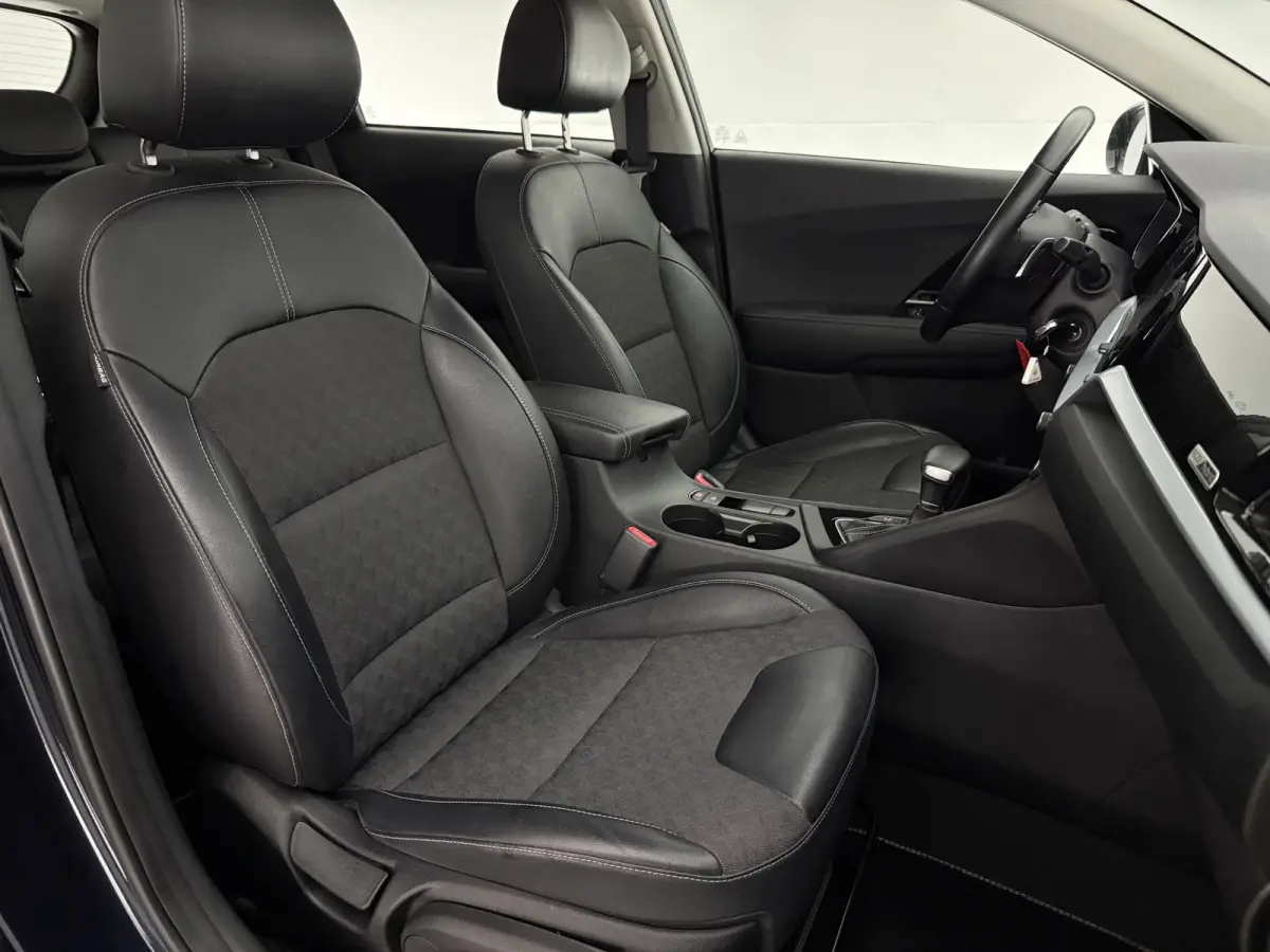1.6 GDi Hybrid DynamicLine | Camera | Clima | Carplay | Cruise | Trekhaak | Navi | Parkeersens. | NAP