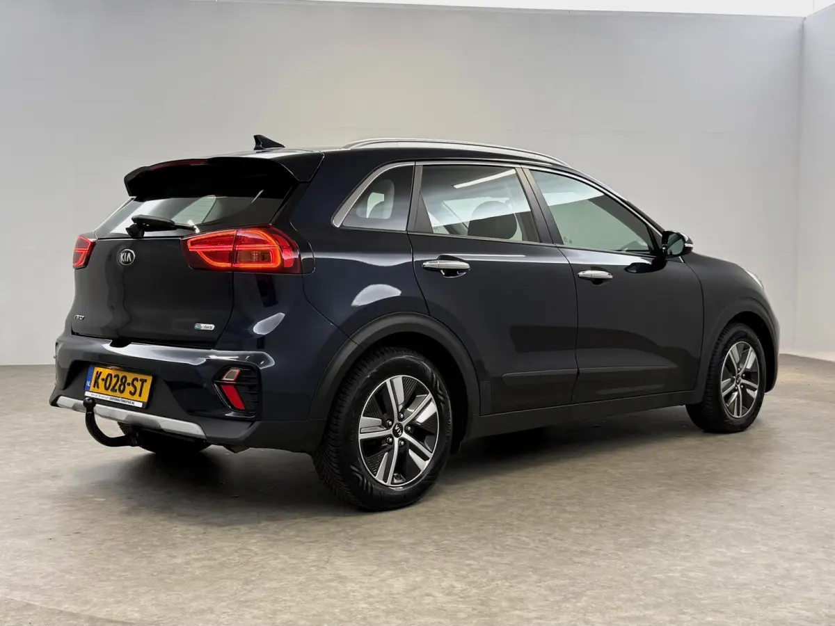 1.6 GDi Hybrid DynamicLine | Camera | Clima | Carplay | Cruise | Trekhaak | Navi | Parkeersens. | NAP