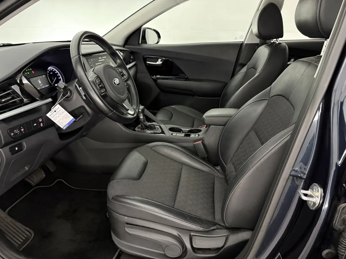 1.6 GDi Hybrid DynamicLine | Camera | Clima | Carplay | Cruise | Trekhaak | Navi | Parkeersens. | NAP