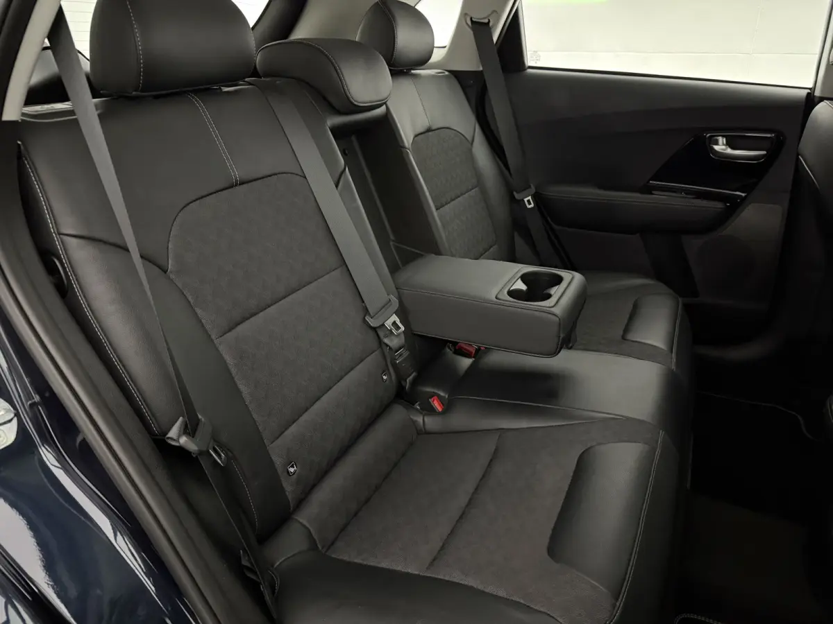 1.6 GDi Hybrid DynamicLine | Camera | Clima | Carplay | Cruise | Trekhaak | Navi | Parkeersens. | NAP