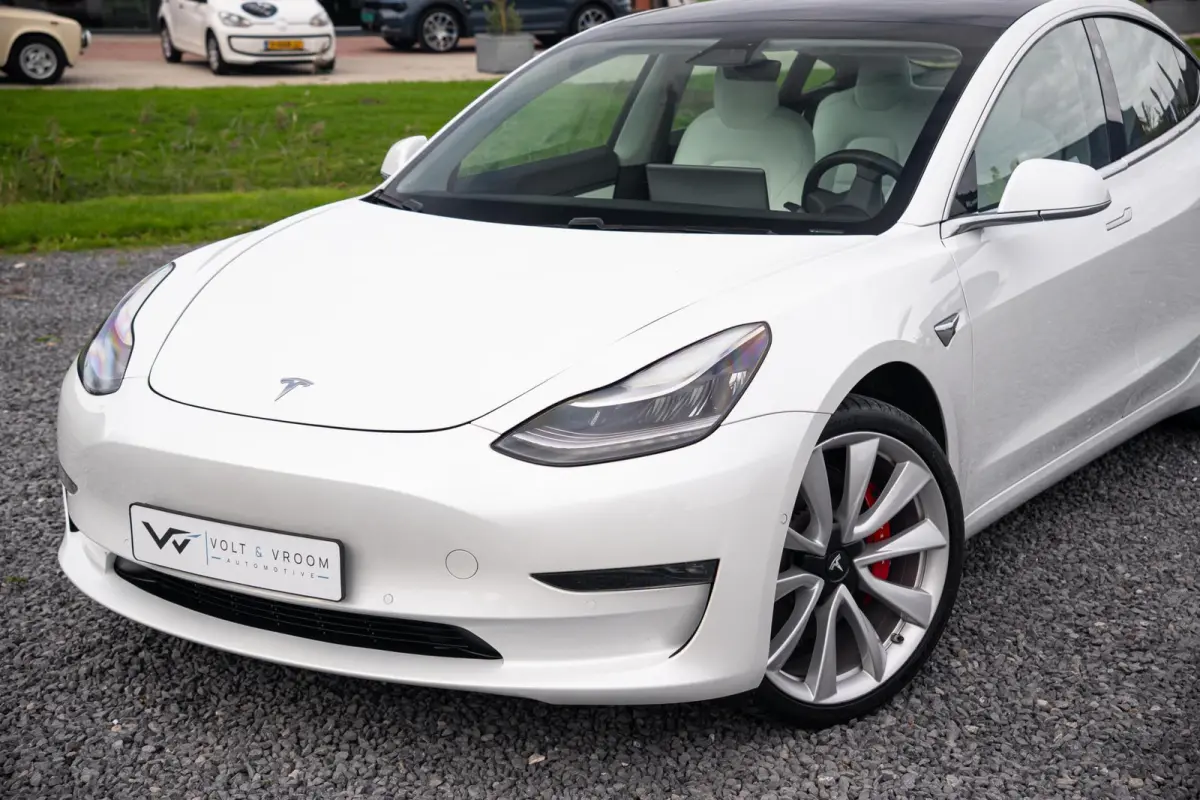 Performance AWD 75 kWh|Org NL NAP|1 Eig|Panoramadak|FSD|Premium Audio|Leder Wit Premium|Parelmoer White|20'' inch|Dealer Onderhouden