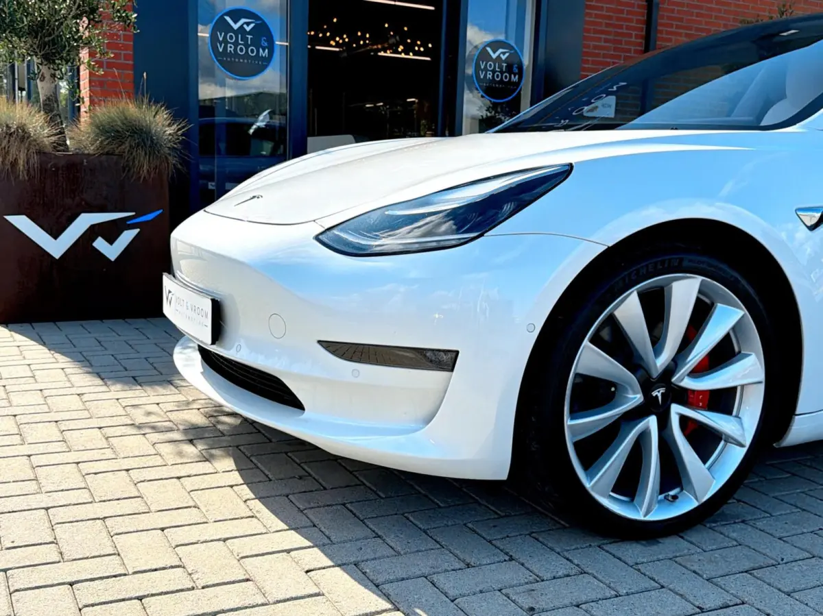 Performance AWD 75 kWh|Org NL NAP|1 Eig|Panoramadak|FSD|Premium Audio|Leder Wit Premium|Parelmoer White|20'' inch|Dealer Onderhouden