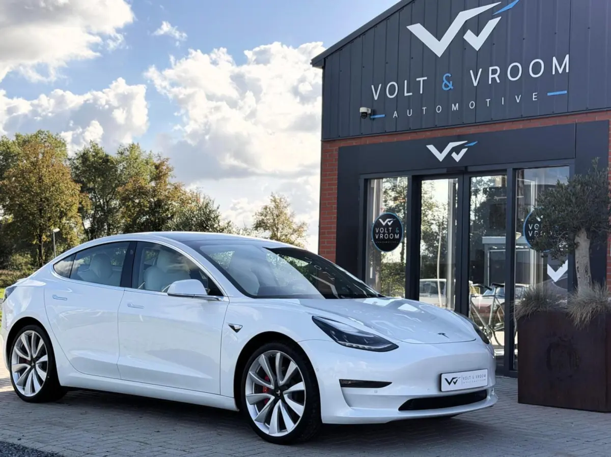 Performance AWD 75 kWh|Org NL NAP|1 Eig|Panoramadak|FSD|Premium Audio|Leder Wit Premium|Parelmoer White|20'' inch|Dealer Onderhouden