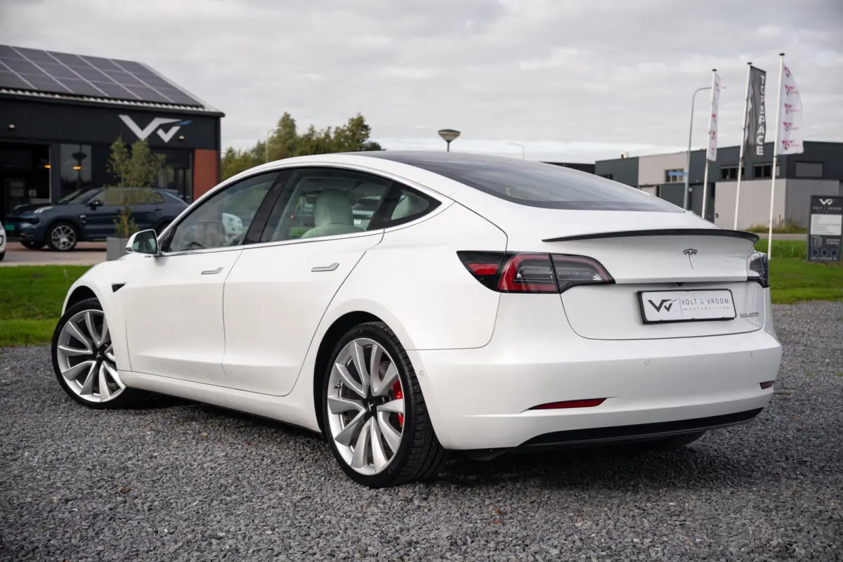 Performance AWD 75 kWh|Org NL NAP|1 Eig|Panoramadak|FSD|Premium Audio|Leder Wit Premium|Parelmoer White|20'' inch|Dealer Onderhouden