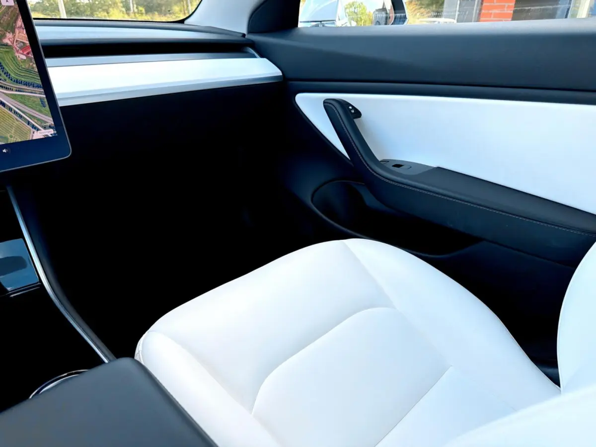 Performance AWD 75 kWh|Org NL NAP|1 Eig|Panoramadak|FSD|Premium Audio|Leder Wit Premium|Parelmoer White|20'' inch|Dealer Onderhouden