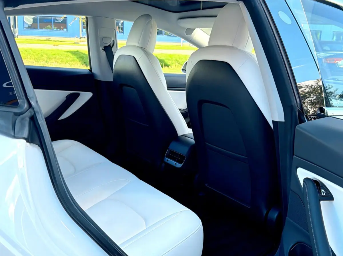 Performance AWD 75 kWh|Org NL NAP|1 Eig|Panoramadak|FSD|Premium Audio|Leder Wit Premium|Parelmoer White|20'' inch|Dealer Onderhouden