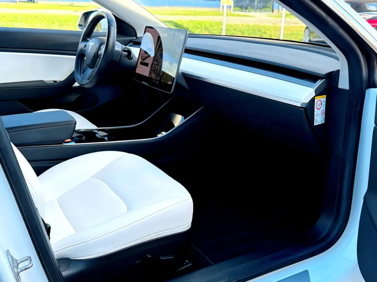 Performance AWD 75 kWh|Org NL NAP|1 Eig|Panoramadak|FSD|Premium Audio|Leder Wit Premium|Parelmoer White|20'' inch|Dealer Onderhouden