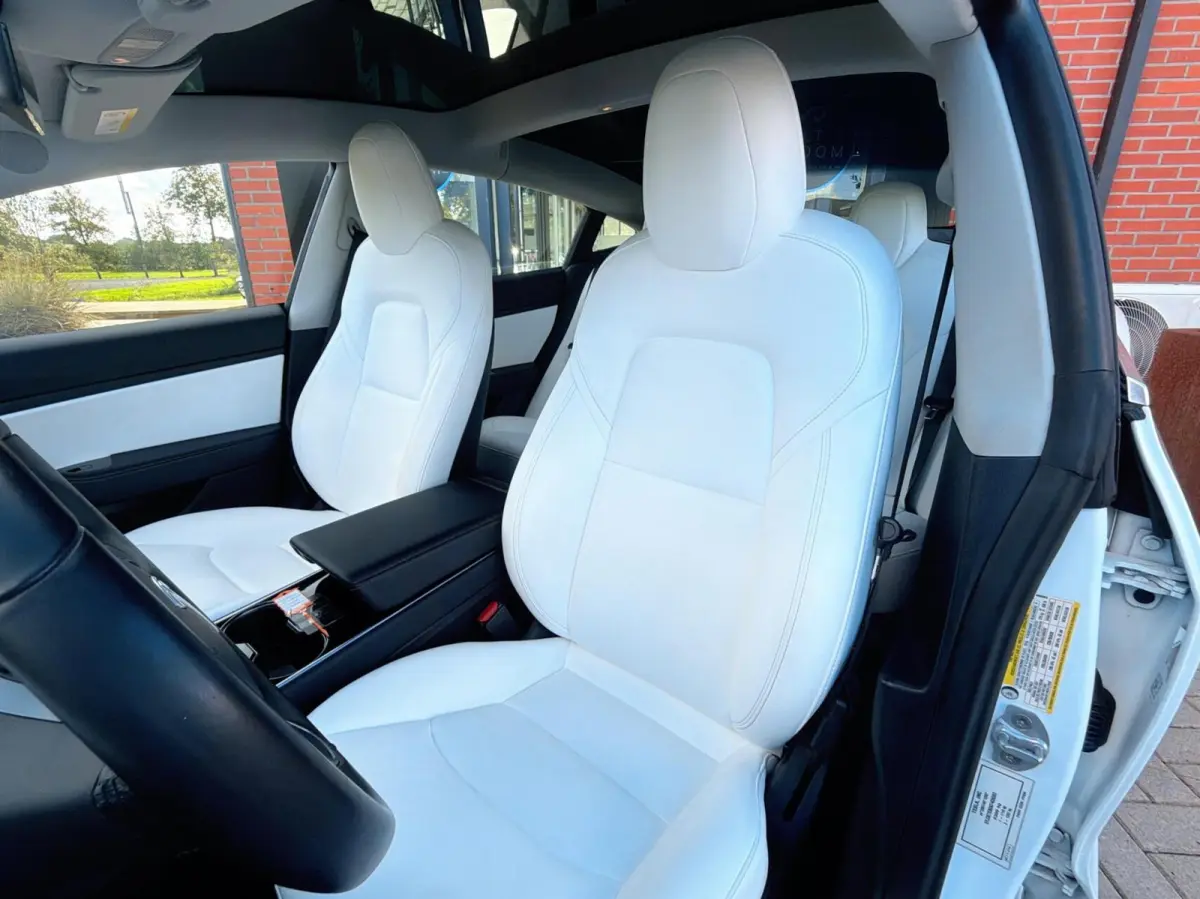 Performance AWD 75 kWh|Org NL NAP|1 Eig|Panoramadak|FSD|Premium Audio|Leder Wit Premium|Parelmoer White|20'' inch|Dealer Onderhouden