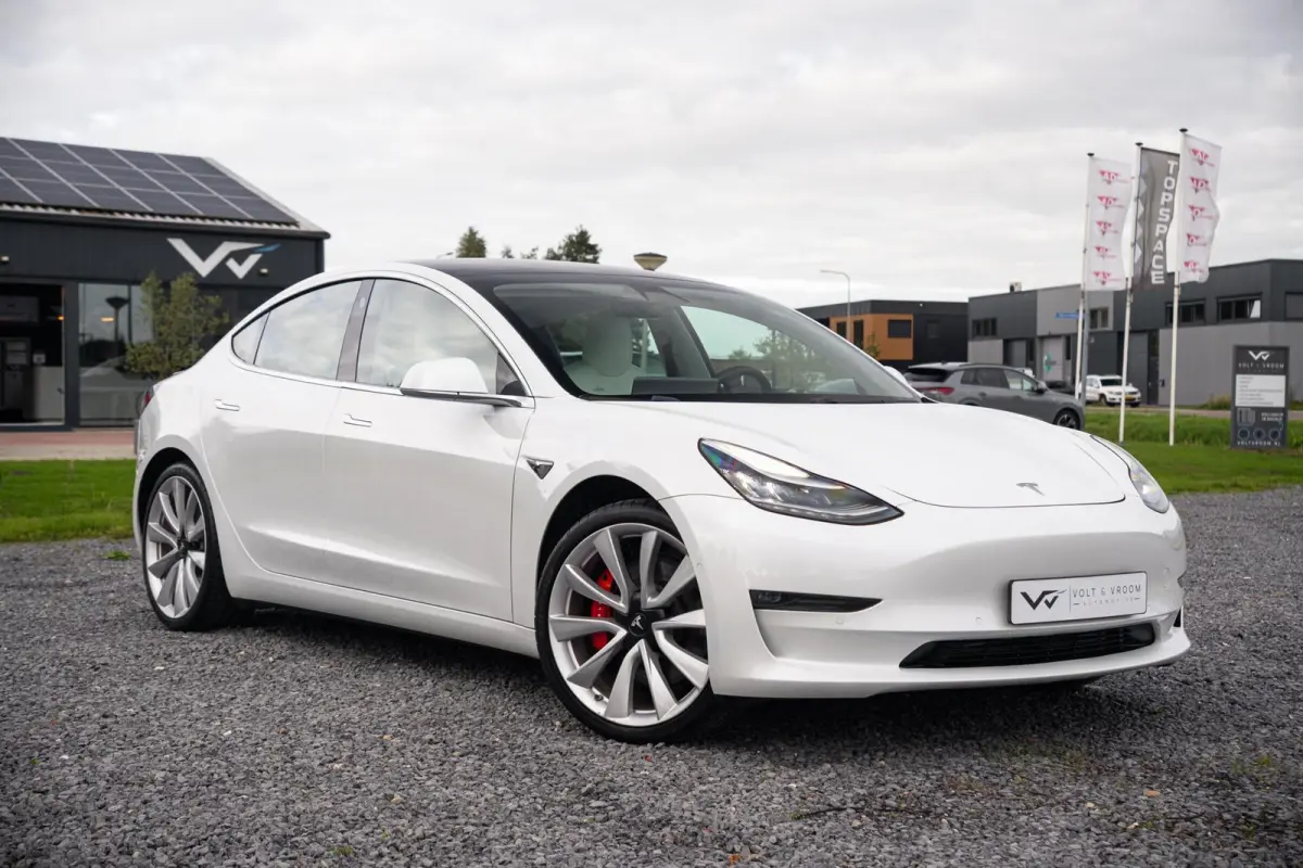 Performance AWD 75 kWh|Org NL NAP|1 Eig|Panoramadak|FSD|Premium Audio|Leder Wit Premium|Parelmoer White|20'' inch|Dealer Onderhouden