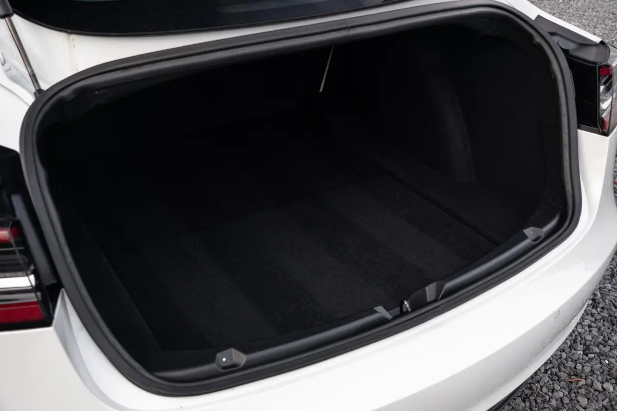 Performance AWD 75 kWh|Org NL NAP|1 Eig|Panoramadak|FSD|Premium Audio|Leder Wit Premium|Parelmoer White|20'' inch|Dealer Onderhouden