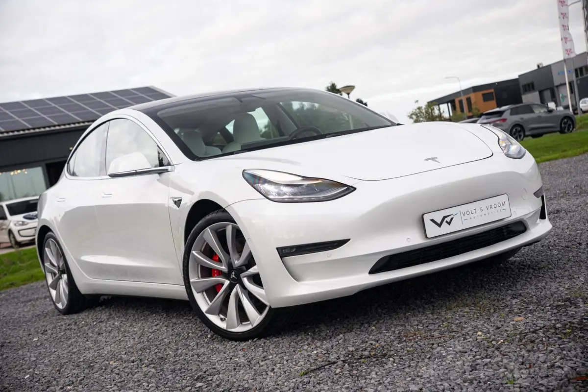 Performance AWD 75 kWh|Org NL NAP|1 Eig|Panoramadak|FSD|Premium Audio|Leder Wit Premium|Parelmoer White|20'' inch|Dealer Onderhouden