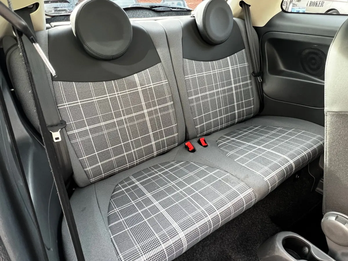 1.0 Hybrid Lounge / Airco / Panoramadak / Park Sensors / 58000 KM / 15" LM Velgen / WW Glas / Nieuwstaat!