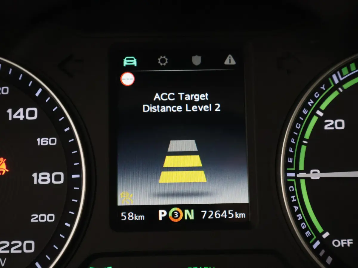 MG LUXURY 45 kWh + TREKHAAK | PANORAMA | JBL 95,1% SOH | LEDER | CAMERA | ADAPTIVE CRUISE | STOELVERWARMING