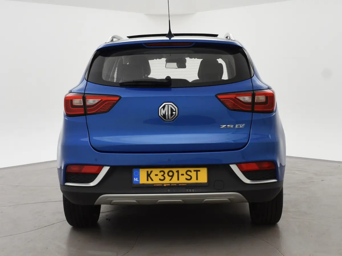MG LUXURY 45 kWh + TREKHAAK | PANORAMA | JBL 95,1% SOH | LEDER | CAMERA | ADAPTIVE CRUISE | STOELVERWARMING