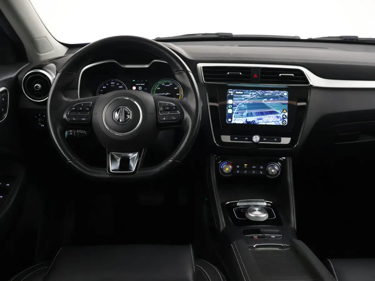 MG LUXURY 45 kWh + TREKHAAK | PANORAMA | JBL 95,1% SOH | LEDER | CAMERA | ADAPTIVE CRUISE | STOELVERWARMING