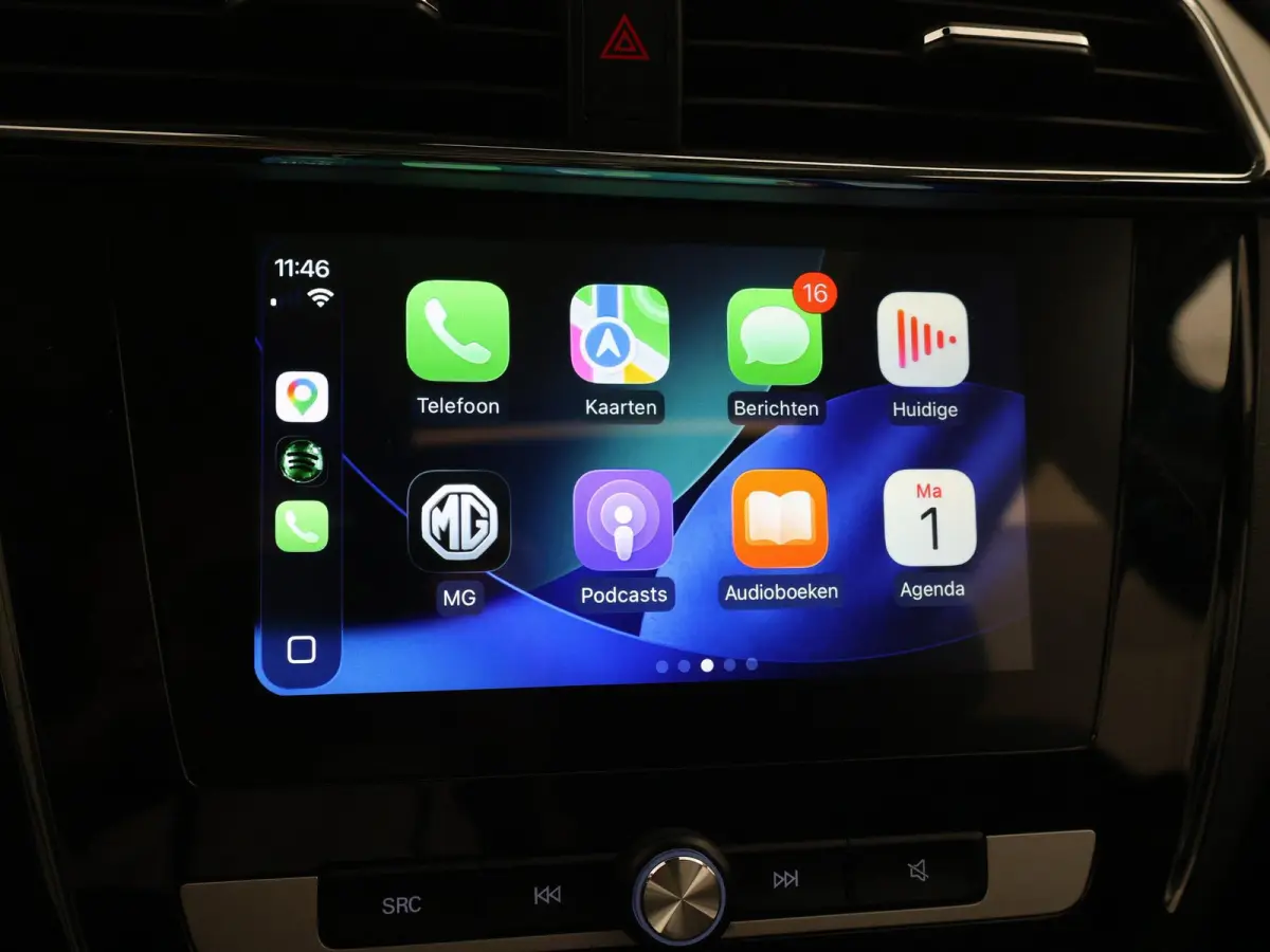 MG LUXURY 45 kWh + TREKHAAK | PANORAMA | JBL 95,1% SOH | LEDER | CAMERA | ADAPTIVE CRUISE | STOELVERWARMING