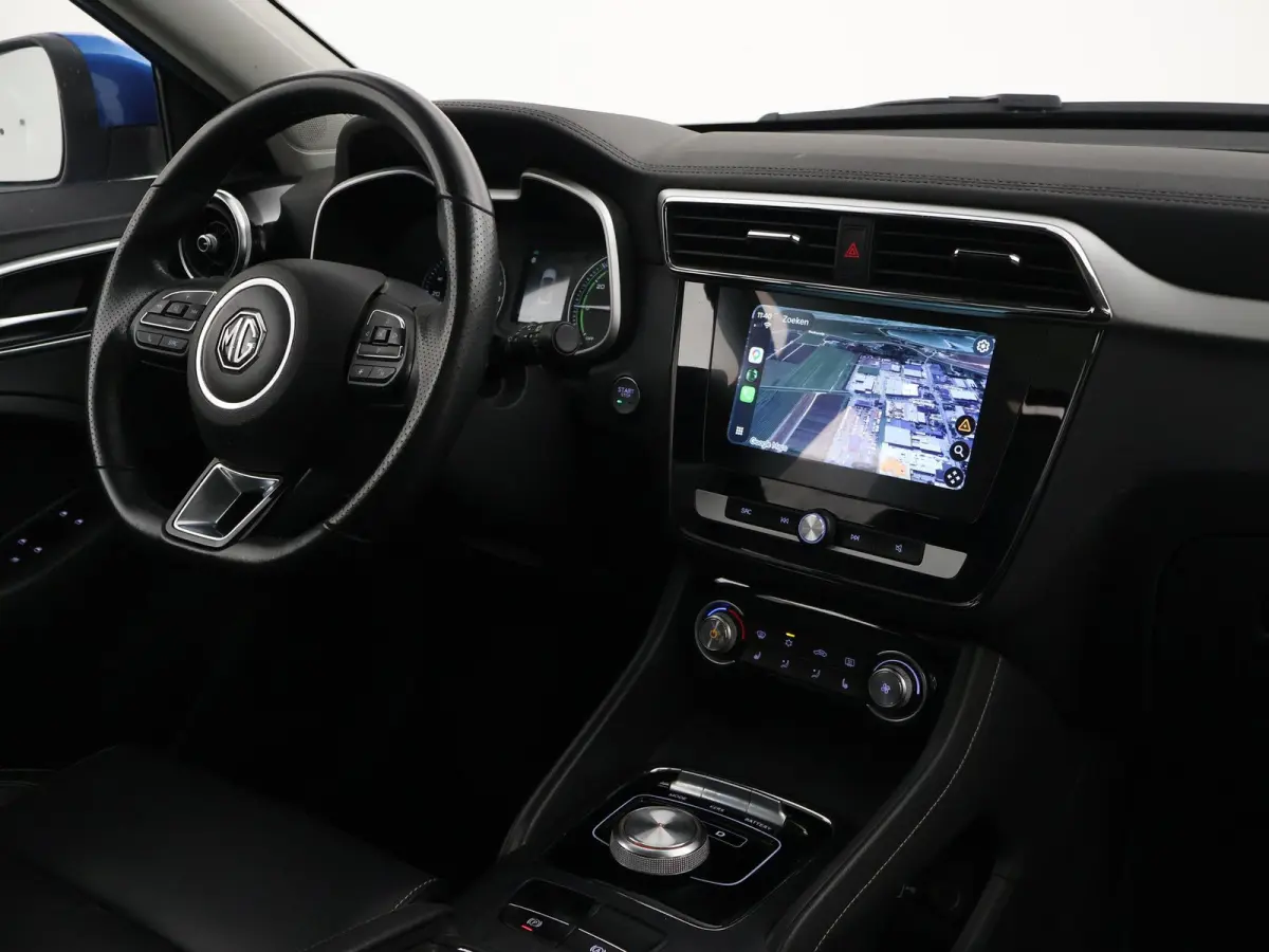 MG LUXURY 45 kWh + TREKHAAK | PANORAMA | JBL 95,1% SOH | LEDER | CAMERA | ADAPTIVE CRUISE | STOELVERWARMING