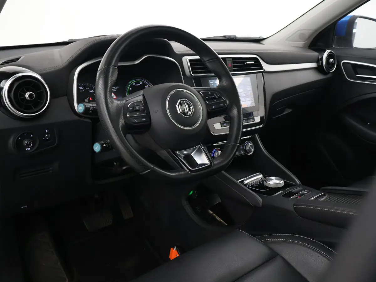 MG LUXURY 45 kWh + TREKHAAK | PANORAMA | JBL 95,1% SOH | LEDER | CAMERA | ADAPTIVE CRUISE | STOELVERWARMING