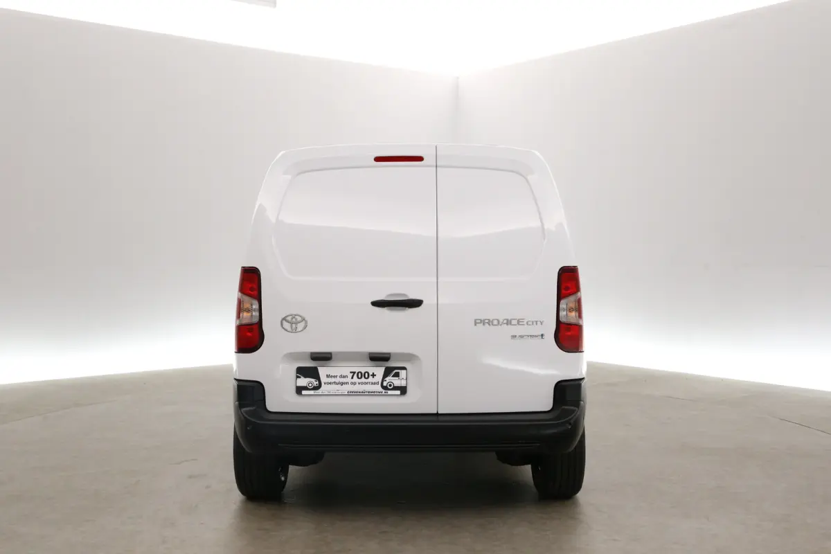 50 kWh 136PK | Snelladen | Airco | Cruise | Virtual | Parkeersens.