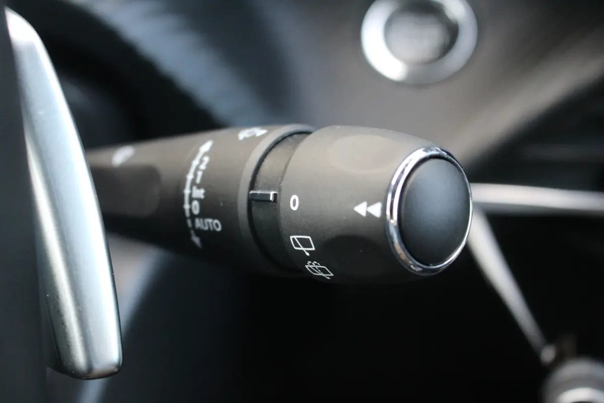 1.2 Allure Pack | Afn. Trekh. | Camera | Keyless | Climate | LED | Carplay | DAB | Afn. Trekh. | Camera | Keyless | Climate | LED | Carplay | DAB |