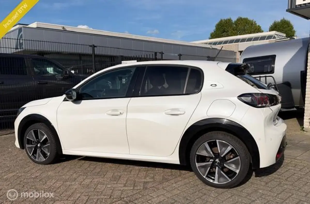 EV GT 2020 parelmoer wit 14350,- incl.btw