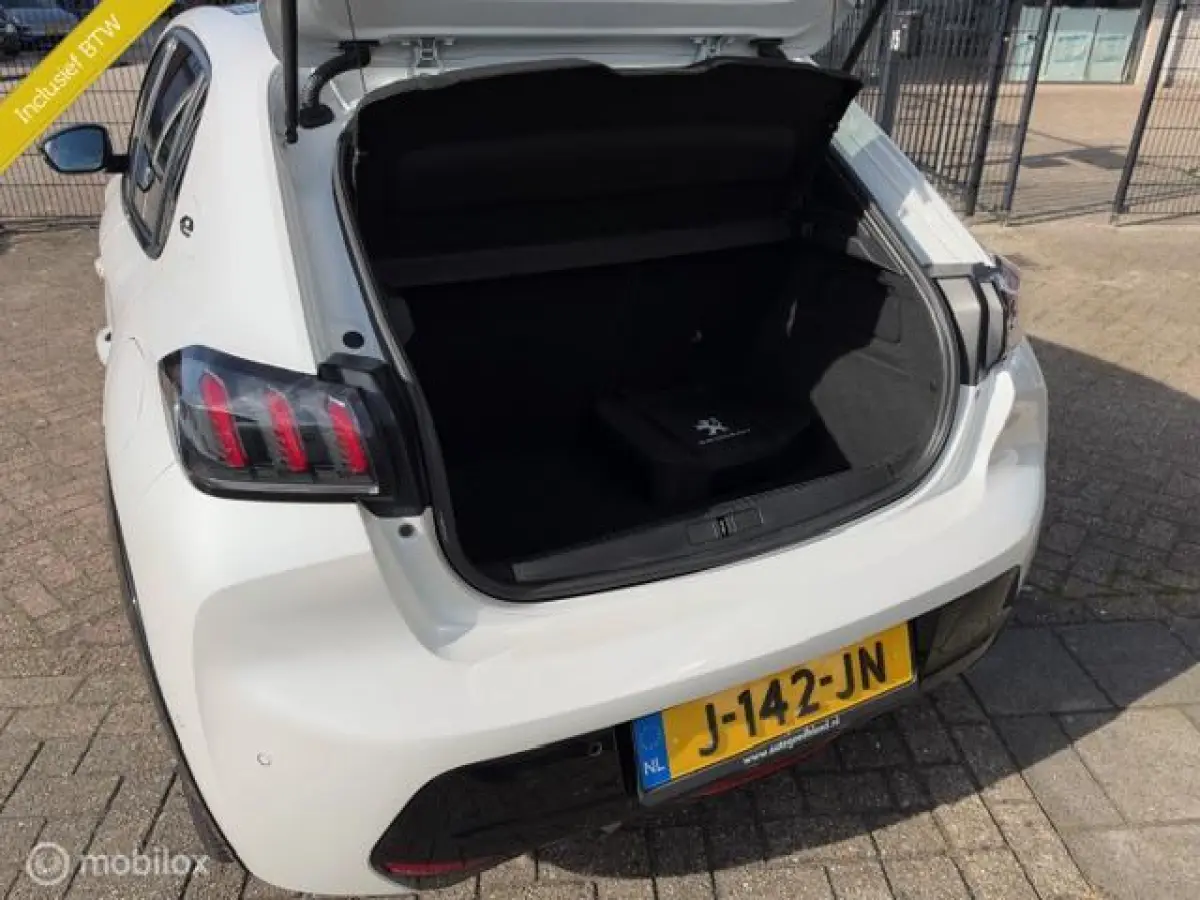 EV GT 2020 parelmoer wit 14350,- incl.btw