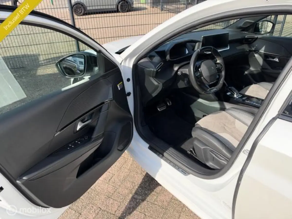 EV GT 2020 parelmoer wit 14350,- incl.btw