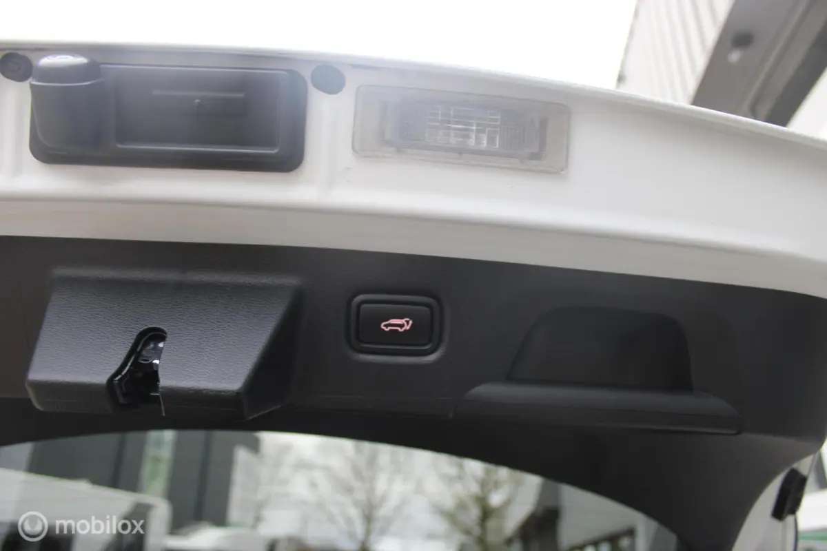 1.5 T-GDI GT-PlusLine 1e Eig | Panoramadak | Stoel en stuurverwarming |