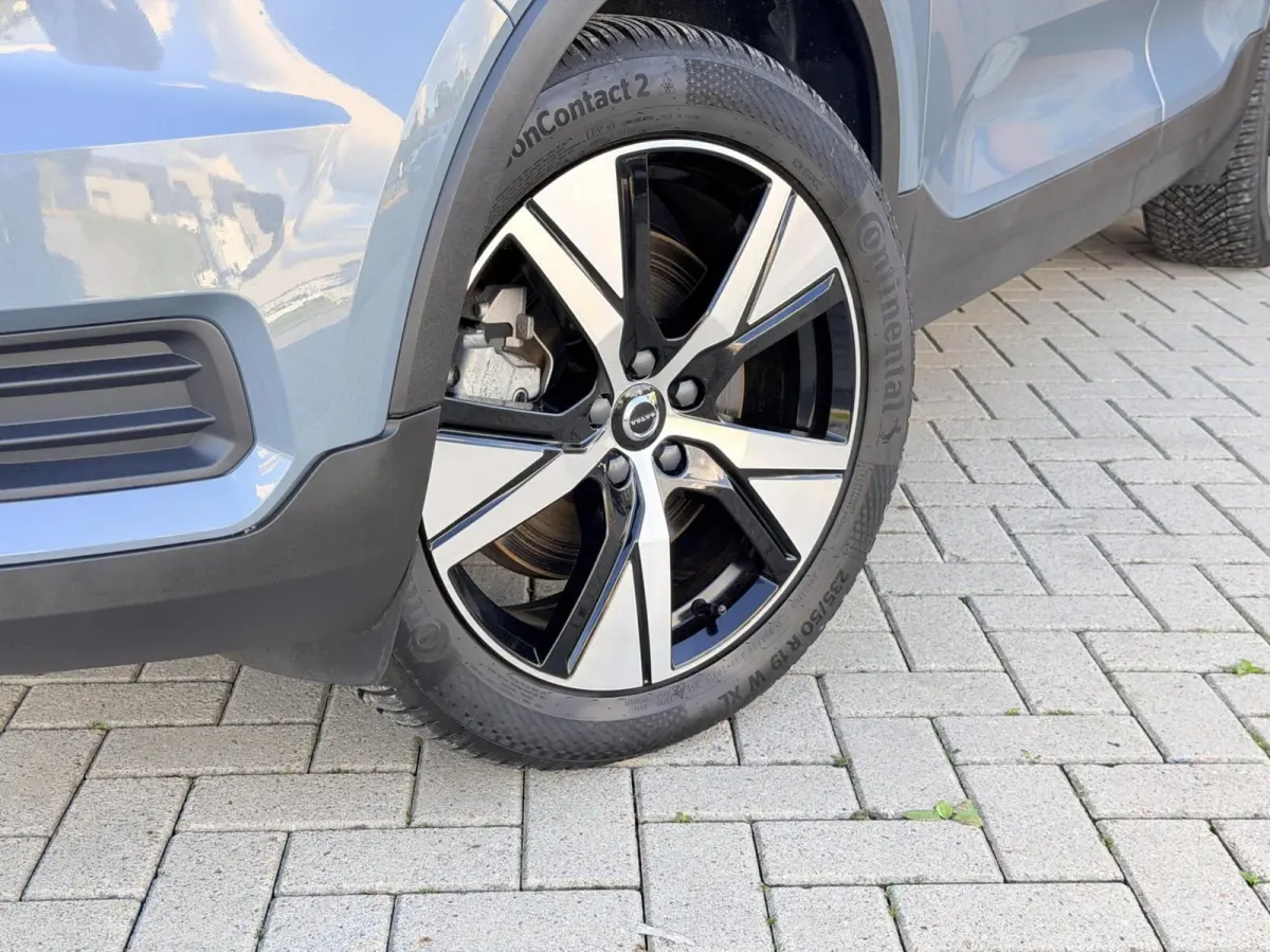 R-Design 70kWh|Org NL NAP|1 Eig|LED|CarPlay|DAB|Leder/Alcantara|Camera|All-Season|Thunder Grey|Isofix|Dealer Onderhouden