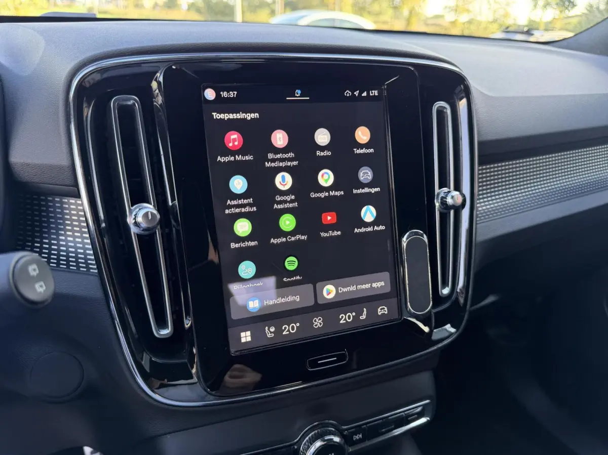 R-Design 70kWh|Org NL NAP|1 Eig|LED|CarPlay|DAB|Leder/Alcantara|Camera|All-Season|Thunder Grey|Isofix|Dealer Onderhouden