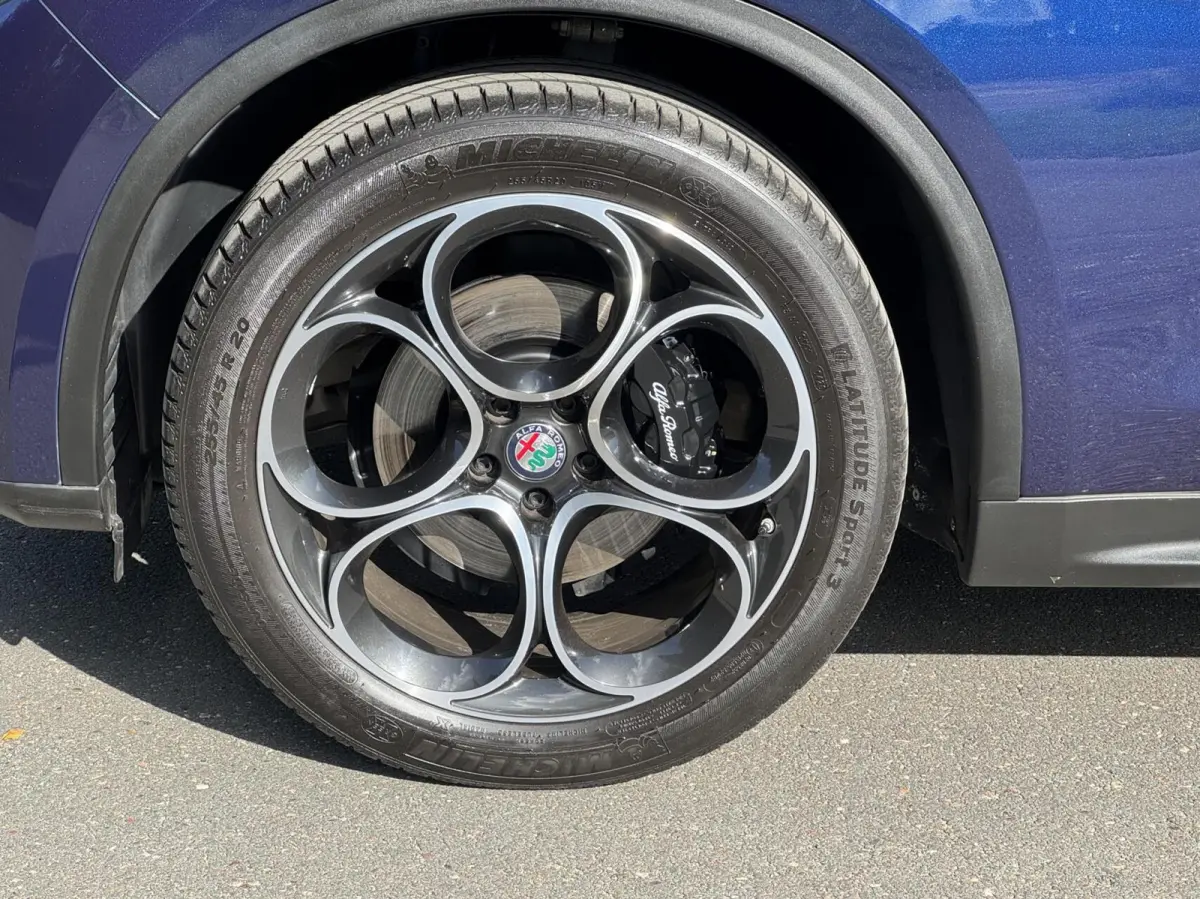 2.0t Q4 Veloce, pano, Harman Kardon, 20"