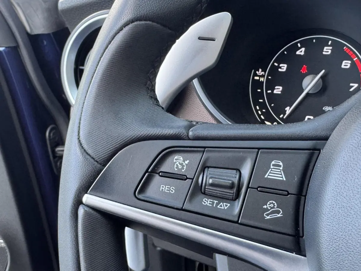 2.0t Q4 Veloce, pano, Harman Kardon, 20"