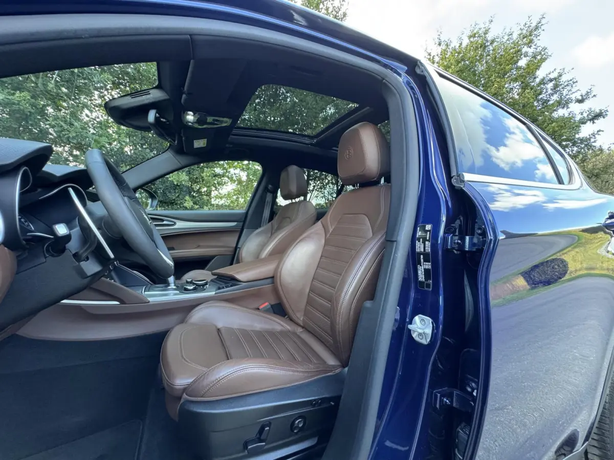 2.0t Q4 Veloce, pano, Harman Kardon, 20"