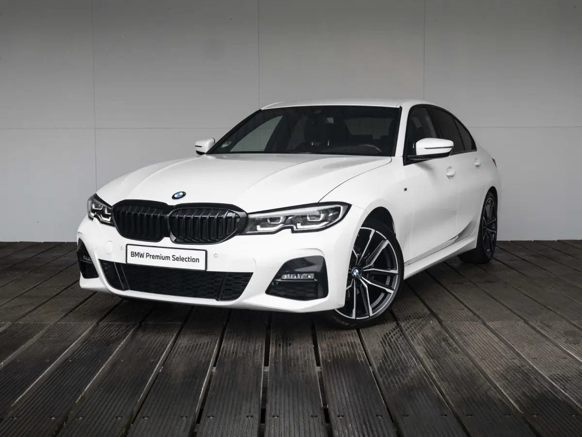 320i | M Sport | Business Edition | 19 inch | Cruise Control | Sportstoelen | Stoelverwarming | HIFI