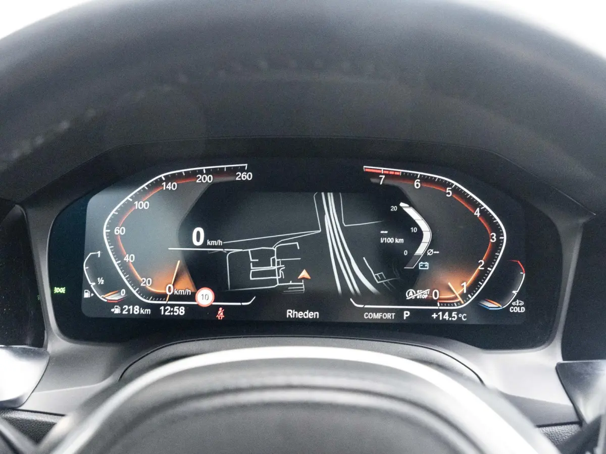 320i | M Sport | Business Edition | 19 inch | Cruise Control | Sportstoelen | Stoelverwarming | HIFI