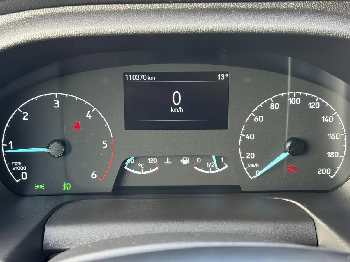 280 2.0 TDCI L1H1*HAAK*A/C*CRUISE*CAM*D-RIEM VV*