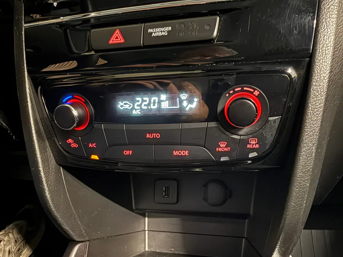 1.4 Boosterjet Select Smart Hybrid AllGrip