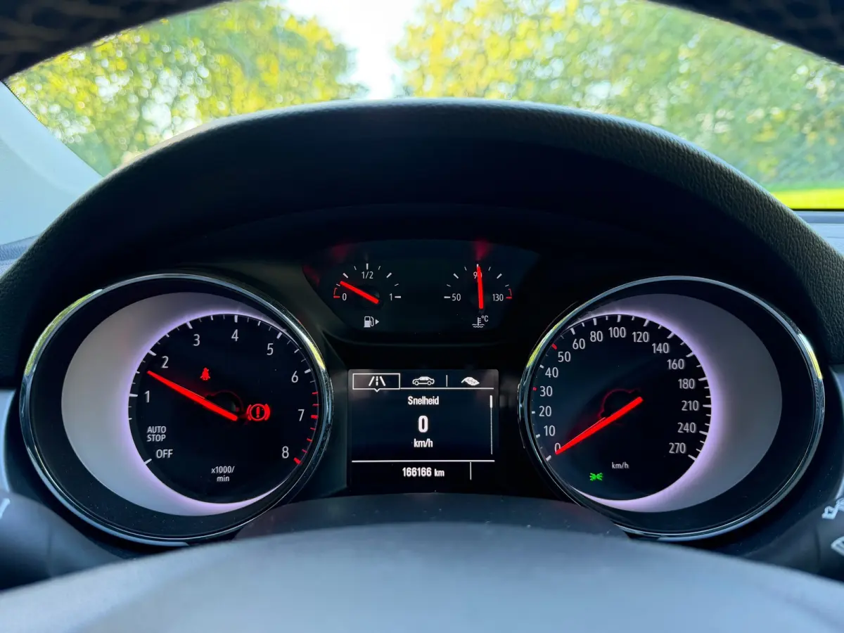 1.2 Business Edition | Cruise control + Navi + NAP Nu € 6.950,- !!!